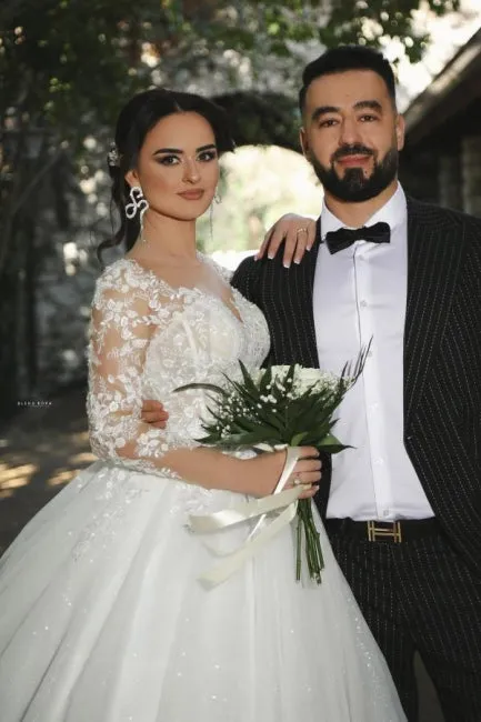 Half sleeves lace V-neck A-line Princess Wedding Dress