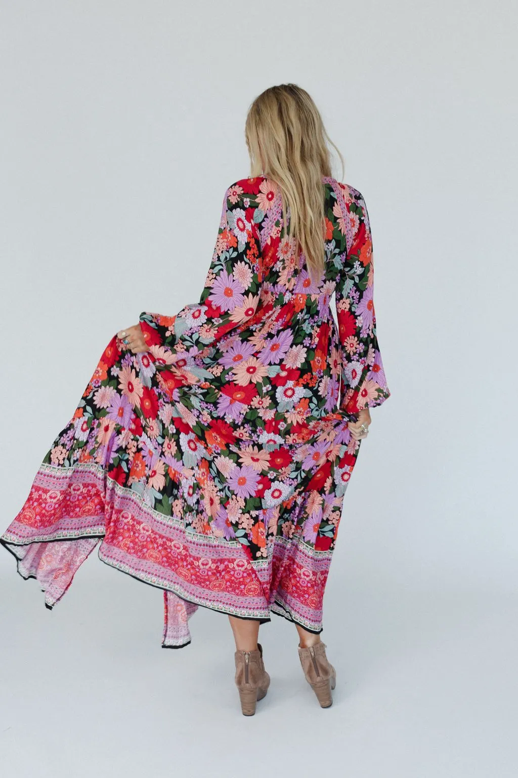 Meadow Edge Maxi Dress - Black Multi