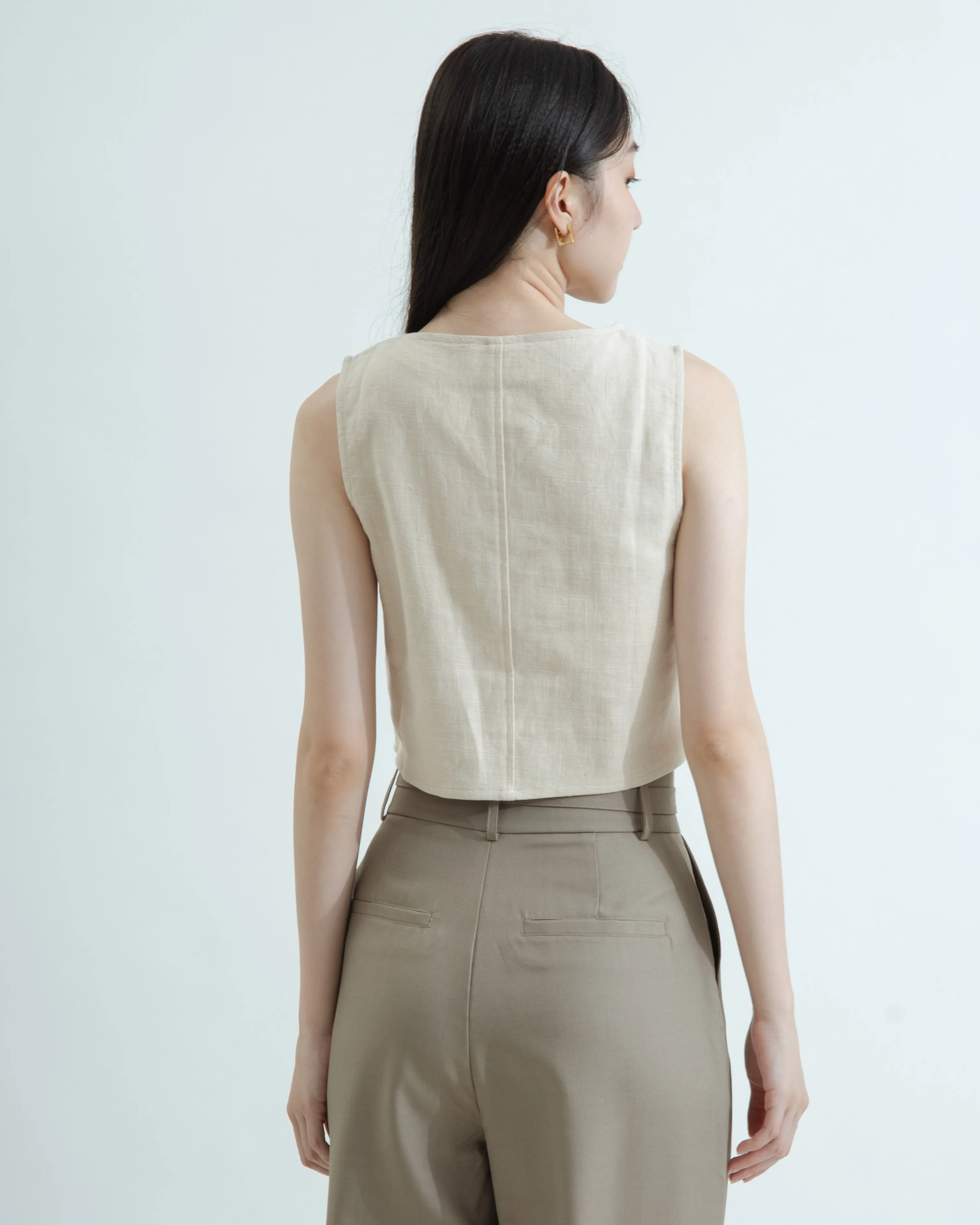 V-neck Button Down Sleeveless Linen Top (Beige)