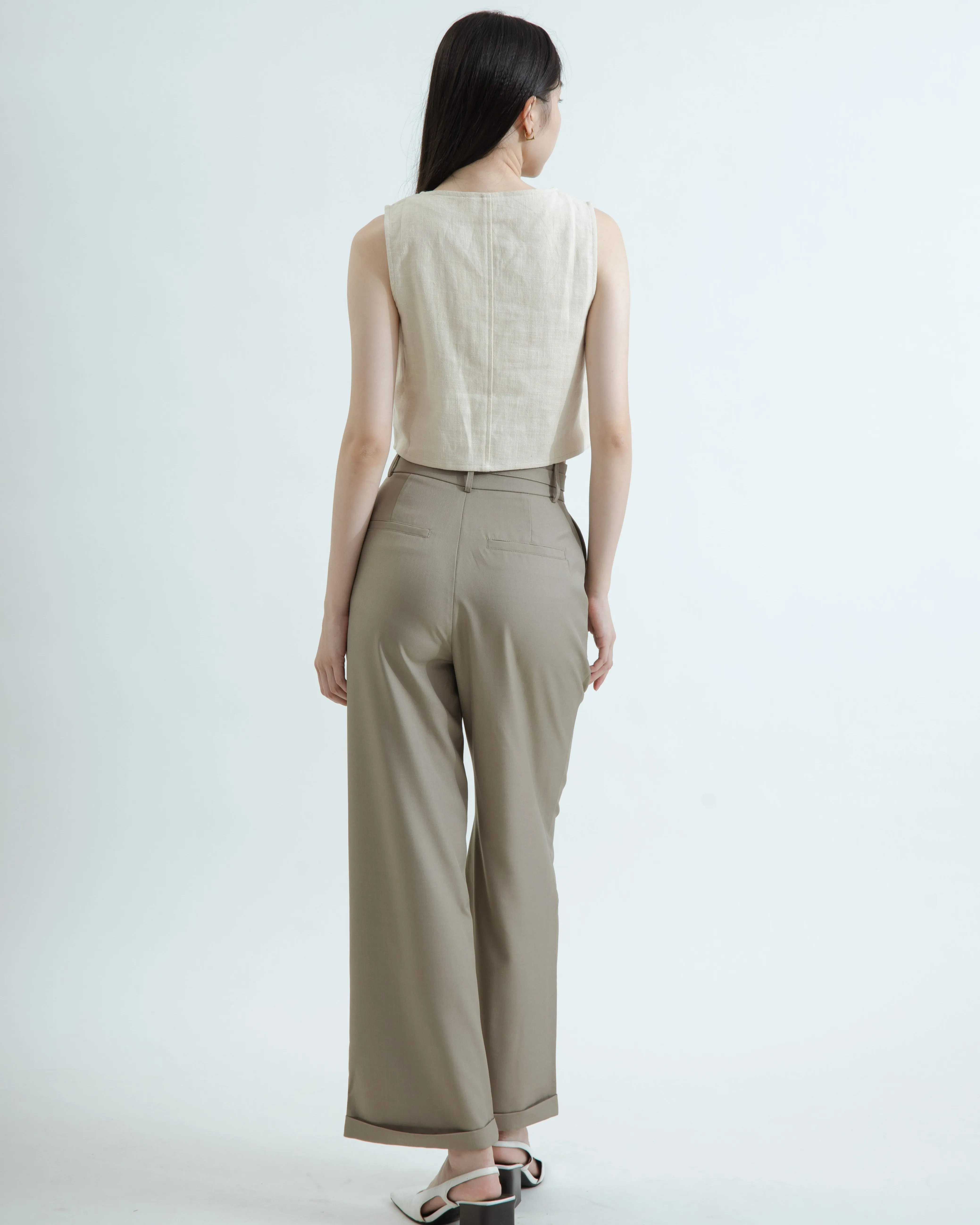 V-neck Button Down Sleeveless Linen Top (Beige)