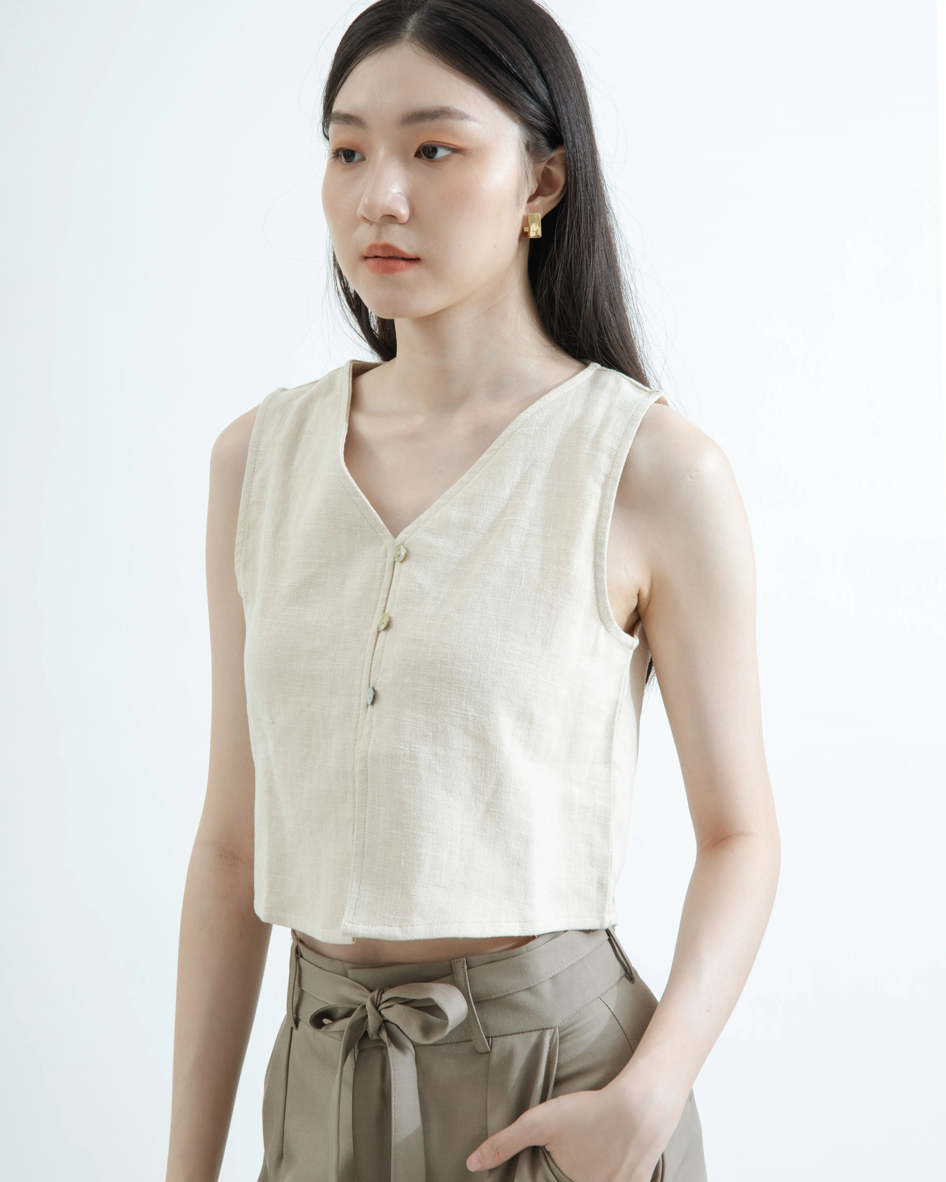 V-neck Button Down Sleeveless Linen Top (Beige)